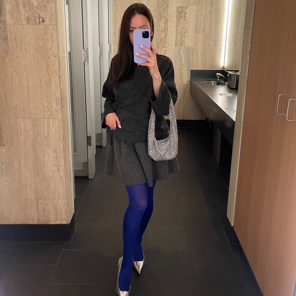 Meet your Posher, Monica - Picture 2 of 6